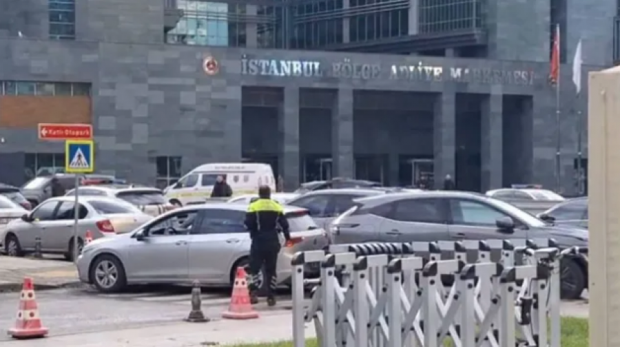 Pas Shqipërisë, plumba në gjykatë edhe në Turqi/ Prokurori qëllon ish-gruan gjykatëse