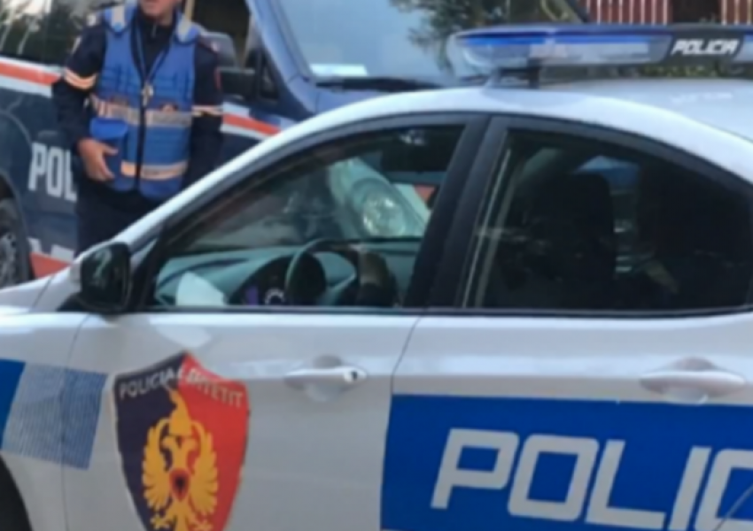 Kërcënoi me sëpatë një person pas një konflikti, nisin hetimet për 52-vjeçarin në Divjakë