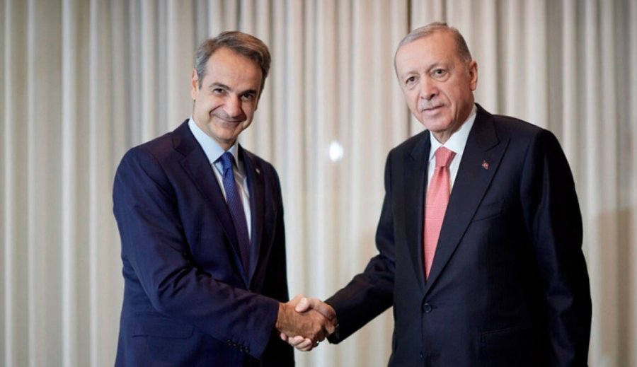 Kryediplomati turk: Erdogan dhe Mitsotakis do të takohen në shkurt