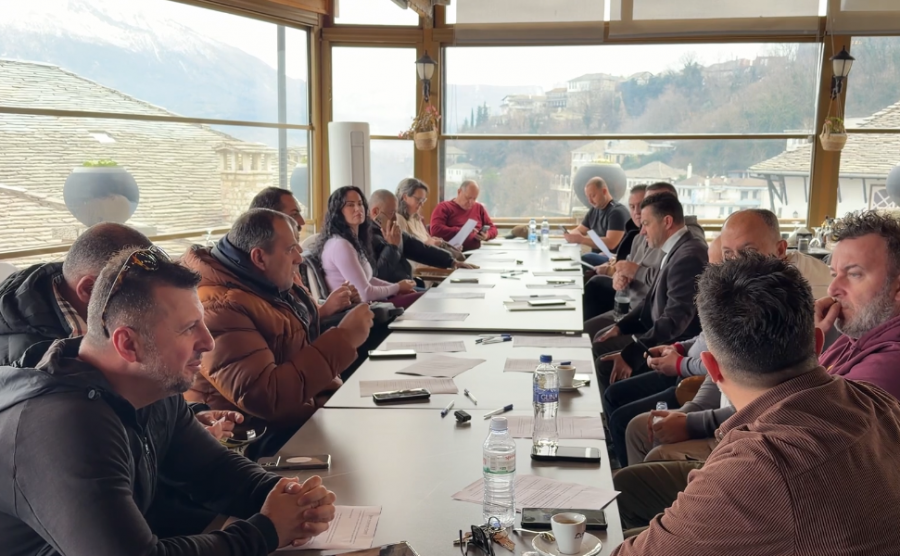 Bizneset e Gjirokastrës: Turizmi në qytet në krizë, mungesa e veprimit institucional dëmton sektorin