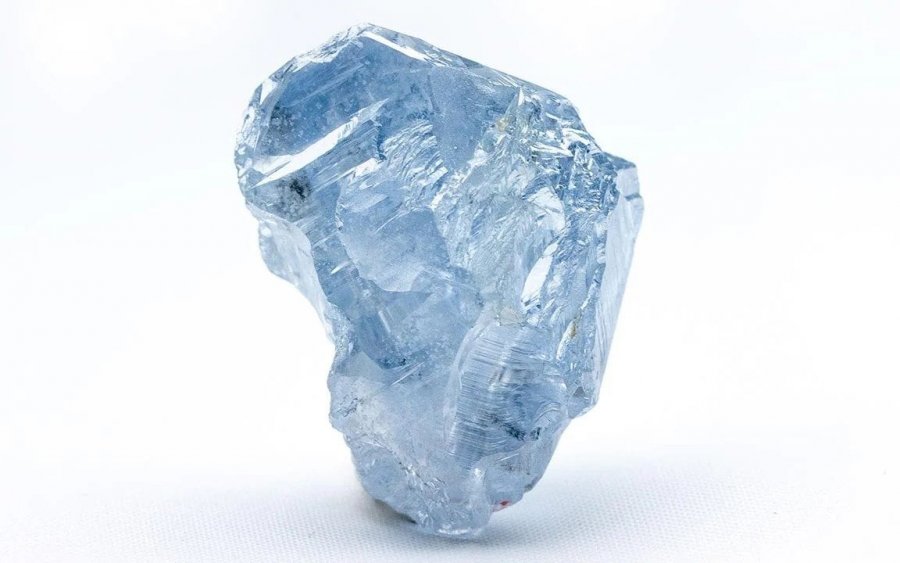 Diamanti blu me vlerë 30 milionë paund gjendet në Afrikën e Jugut