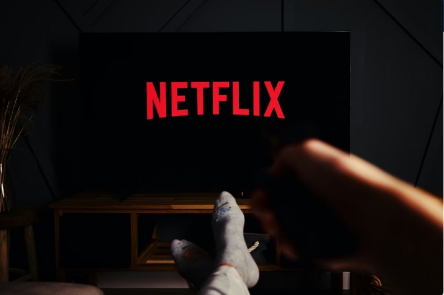 Netflix tejkalon 325 milionë abonentë me pagesë