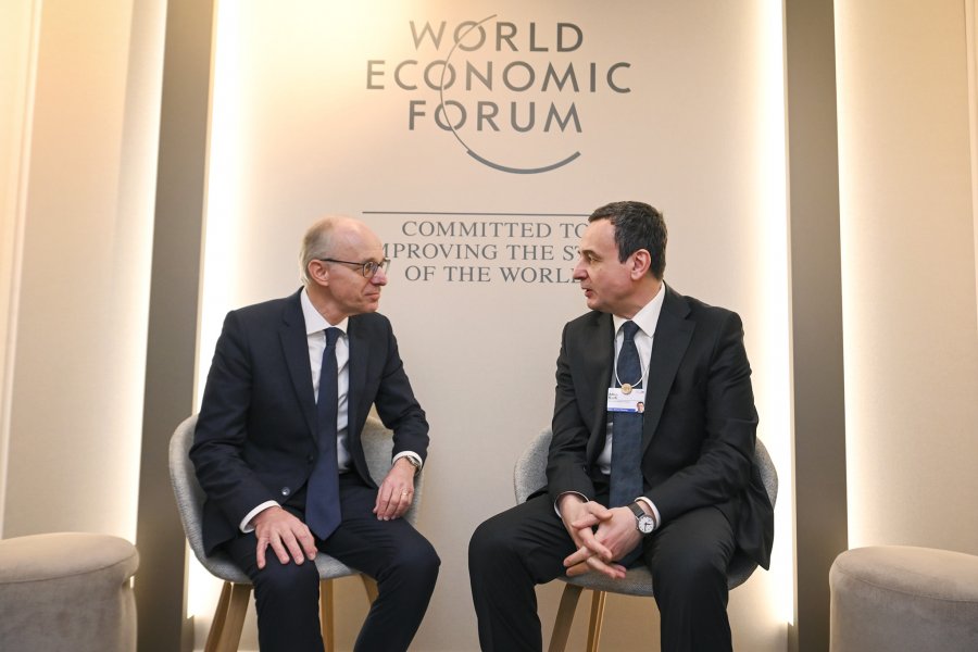 Kurti flet në Davos për synimet e Kosovës për anëtarësim në BE, Këshillin e Evropës dhe NATO