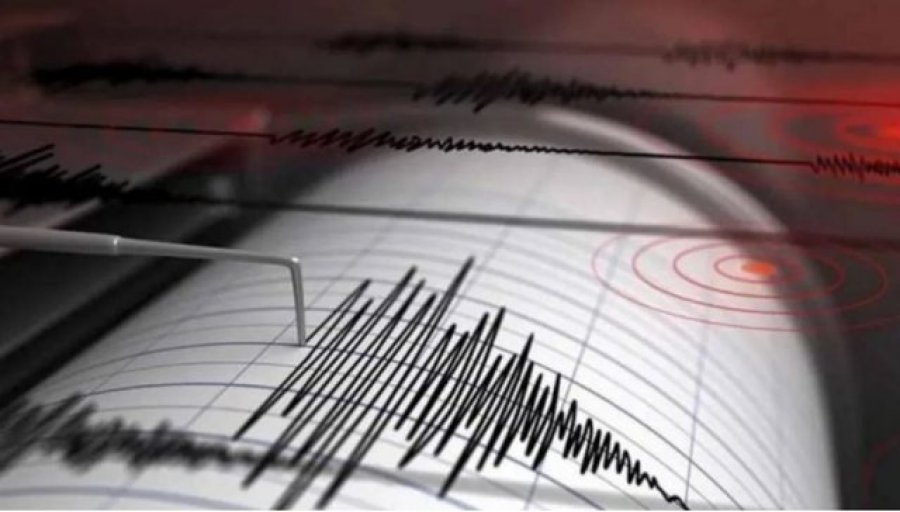 Rusia goditet nga një tërmet i fuqishëm, frikë edhe për tsunami