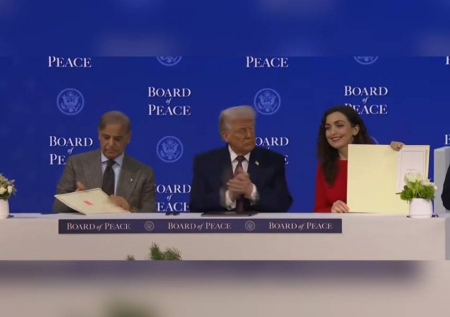 Bordi i Paqes/ Trump fton Vjosa Osmanin në podium dhe paralajmëron luftë tokësore ndaj karteleve të drogës