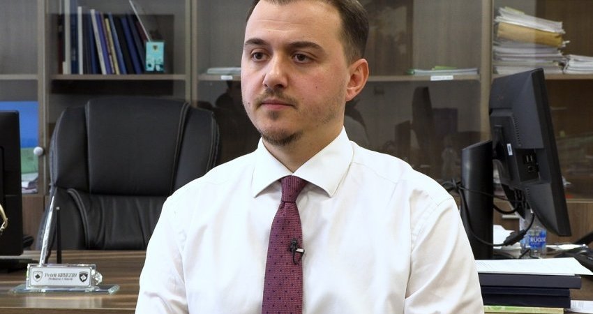 Detaje nga aksioni i Policisë dhe Prokurorisë në Prizren: Mbi 100 komisionerë ndalohen për manipulim votash