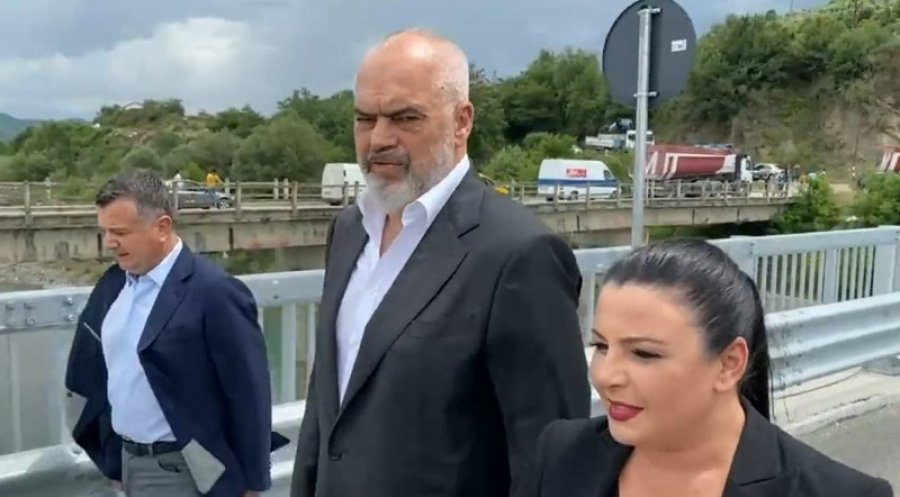 Malltezi çkodon 'mesazhet' për Ballukun: Balla do tia fusë Belës me anë të bedelave