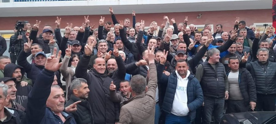 24 Janar, ora 17:00/ Vata: Protesojmë para Kryeministrisë, kundër qeverisjes së vjedhjes dhe hipokrizisë
