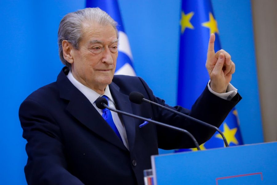 Berisha: Me Ramën nuk ka asnjë bashkëpunim, ka vetëm betejë. Do krijojmë komisionet tona për reformë territoriale dhe zgjedhore