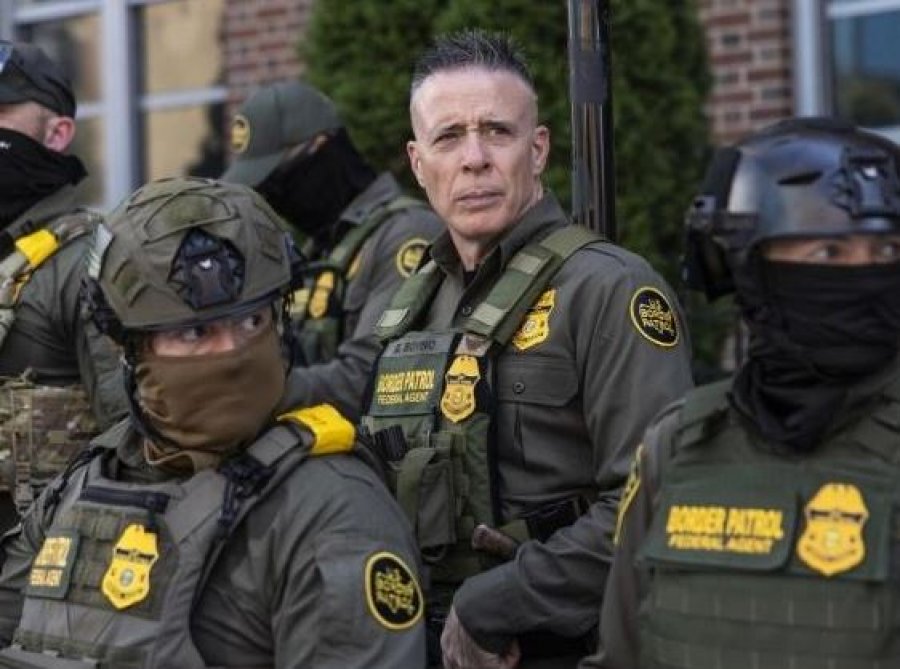 Kush është Greg Bovino, agjenti italo-amerikan në krye të operacioneve anti-emigrantë në SHBA-të
