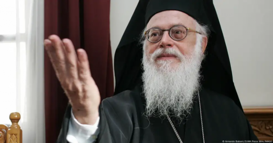 Një vit nga jetëndërrimi i Kryepiskopit Anastas/ Meshë në Katedralen 'Ngjallja e Krishtit'