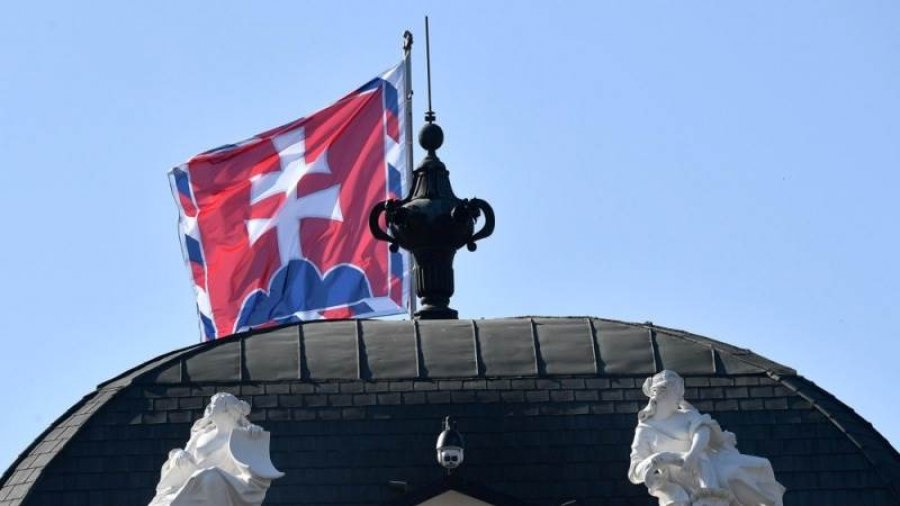 Sllovakia refuzon ftesën për t’u bashkuar me Bordin e Paqes, zbardhet arsyeja