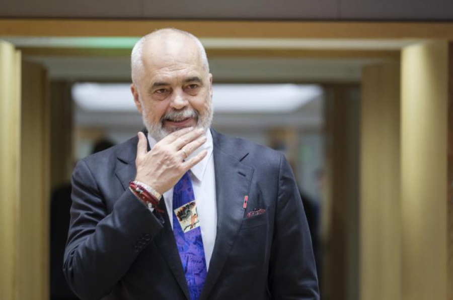 HuffPost: A e dini cili është kulmi i korrupsionit? Rama krijoi ministre IA për t’i dhënë fund ryshfetit, krijuesit e saj arrestohen për korrupsion