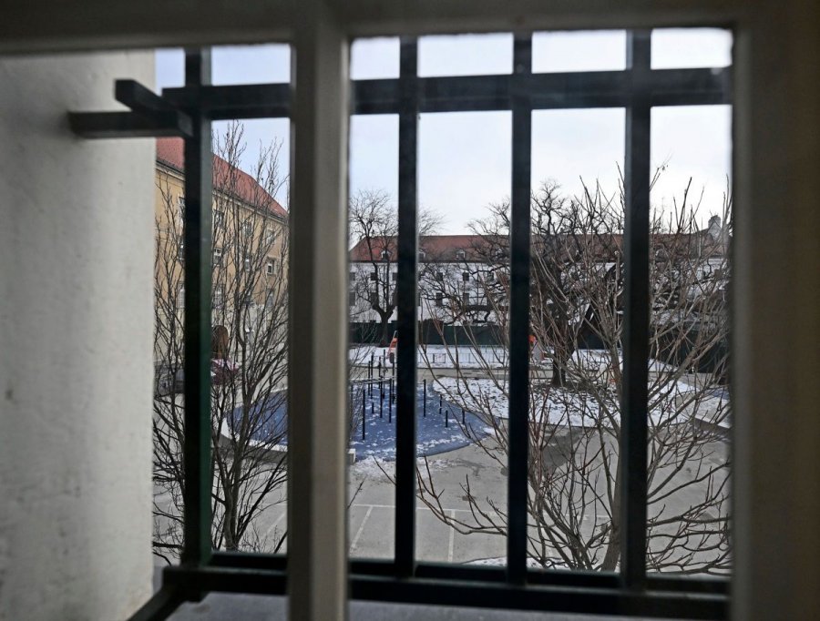 ‘Situata është si një fuçi baruti ‘/ Përshkallëzim në burgjet e mbipopulluara - a po burgos Austria shumë njerëz?