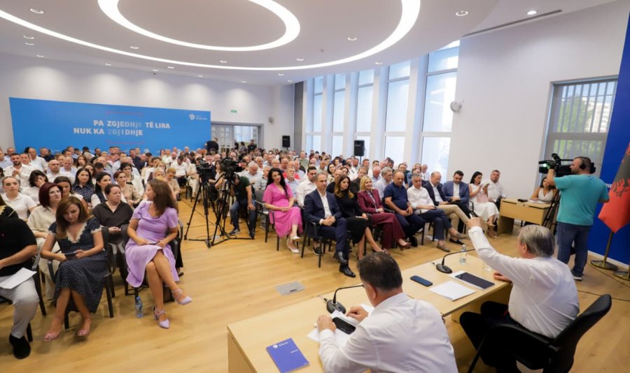 Berisha  PD ka një mbështetje të jashtëzakonshme  të ecim të sigurt drejt rikthimit të opozitës në pushtet