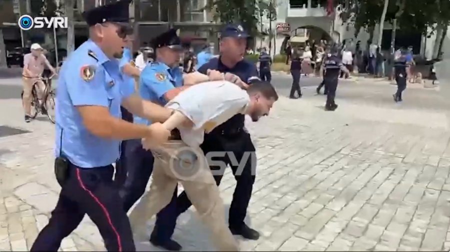 SYRI TV  Rama pranon se ka urdhëruar dhunën ndaj protestuesve  Monopolin e forcës e ka shteti