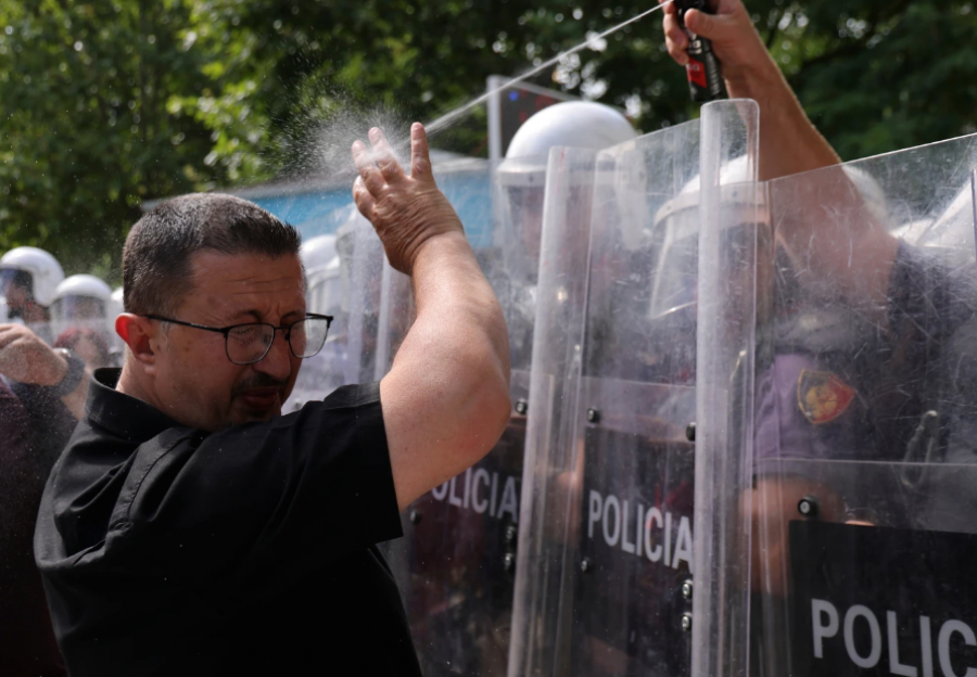 Dhuna e narkopolicisë po bën xhiron e botës, Rama paralajmëron protestuesit: Do ketë akoma...