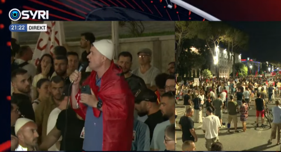 'Më grabitën djalin', Protestuesi thirrje nga protesta: Të arrestohet truproja i Ulsi Manjës, Saimir Kuka