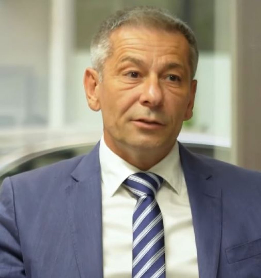 Zyrtare/ Tirana prezanton trajnerin e ri, fjalët e para të kroatit