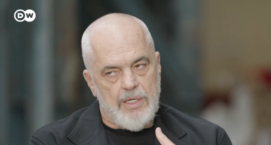 ‘Ka humbur besimi’/ Ja pse Edi Rama u shfazua me gazetaren e medias publike gjermane