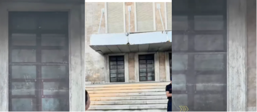 Diaspora dhe mijëra qytetarë 'blindojnë' bulevardin, Rama i frikësohet e 'blindon' dyert e Kryeministrisë