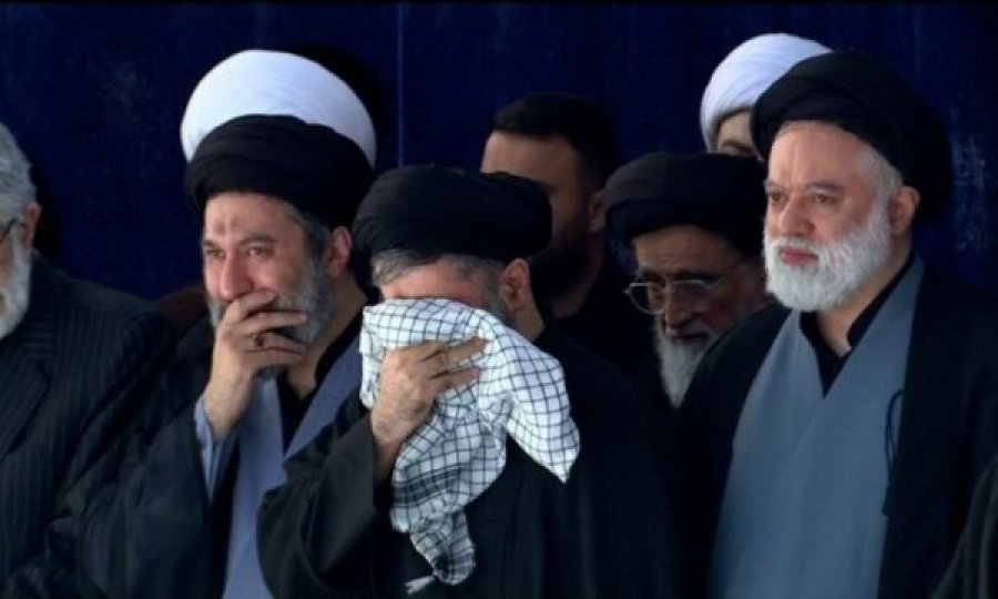 Kush janë tre djemtë e Khameneit që morën pjesë në funeralin e babait të tyre?