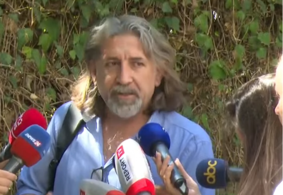 Vetem dy në arrest shtëpie  lirohen protestuesit   Policia nuk paraqet asnjë provë  avokati  Procesi tërsisht i paligjshëm