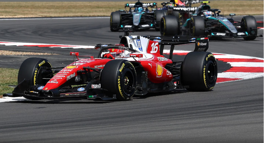 Finale dramatike në Silverstone: Leclerc rikthehet te fitorja, Antonelli pa pikë