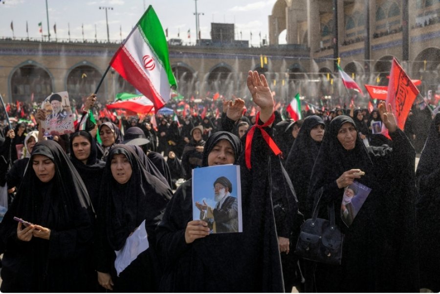 Përse udhëheqësi suprem i Iranit, Mojtaba Khamenei, nuk u shfaq në funeralin e babait të tij