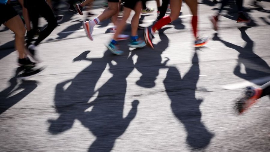 Burrat kanë më shumë gjasa sesa gratë të 'përplasen në mur' gjatë maratonave - pse?