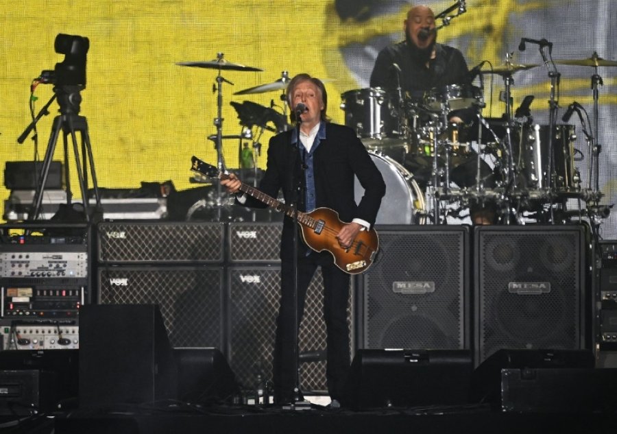 paul-mccartney-kendoi-hitin-legjendar-te-beatles-ne-dasmen-e-taylor-swift-dhe-travis-kelsey