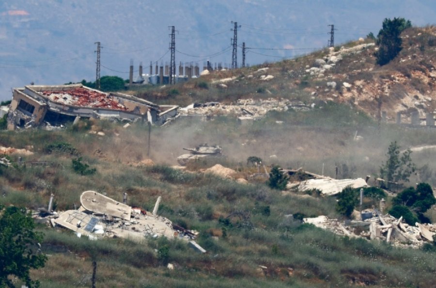 Ushtria izraelite qëllon mbi një makinë në Liban  vret katër person