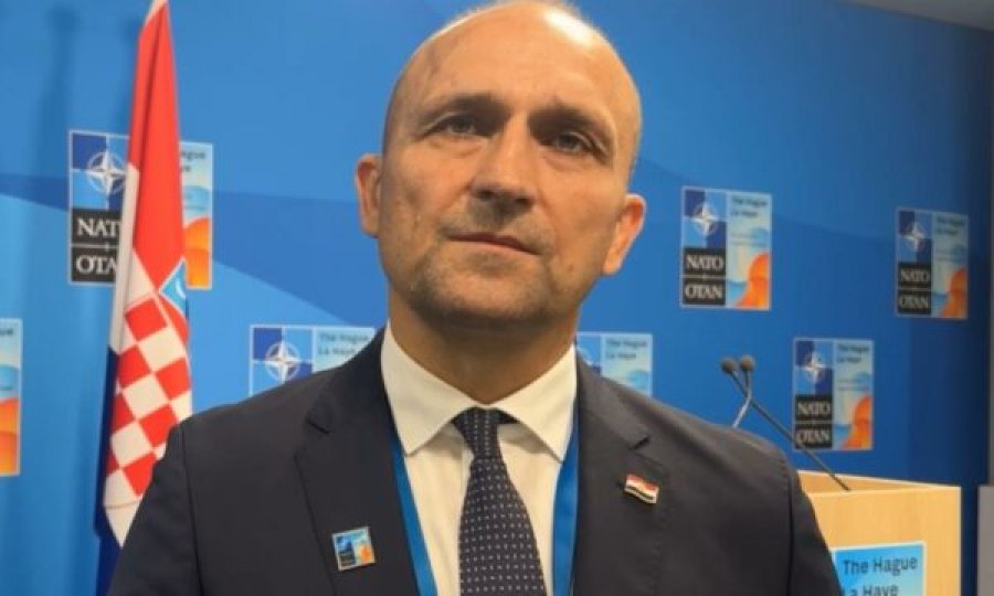 Ministri kroat i Mbrojtjes paralajmëron nga Turqia  Duam të rrisim numrin e ushtarëve tanë në KFOR