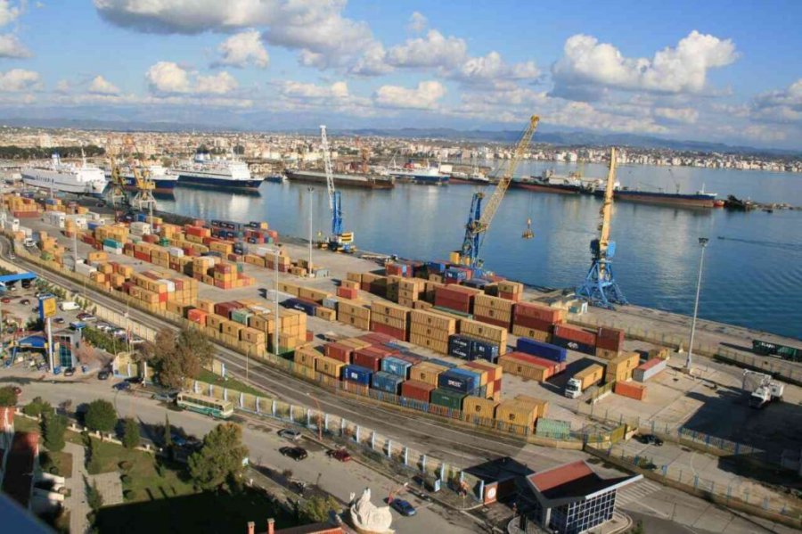 2025-performanca-e-portit-te-durresit-perkeqesohet-ne-indeksin-global-te-bankes-boterore