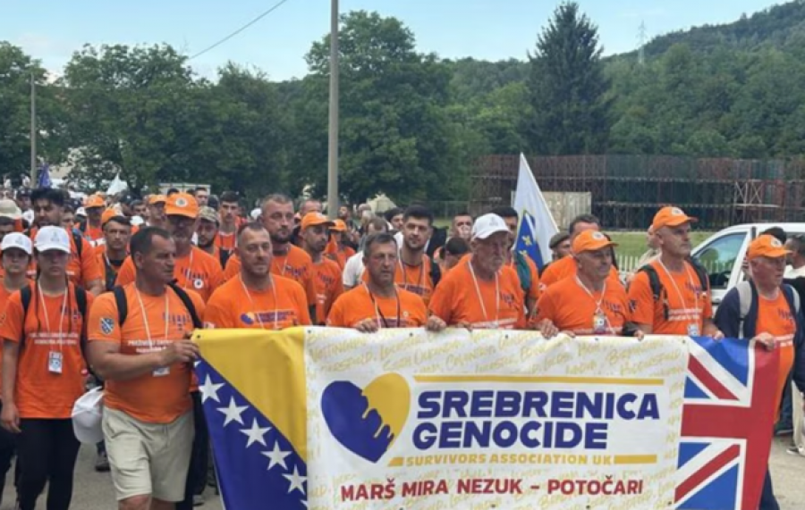 Mijëra persona në Marshin e Paqes në kujtim të viktimave të gjenocidit në Srebrenicë