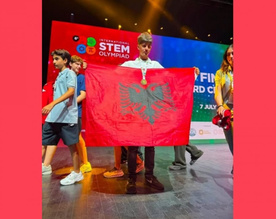 15-vjeçari fitoi medaljen e arit në matematikë, Berisha: Loris Qosja i zbardhi faqen, vetes, familjes dhe kombit!