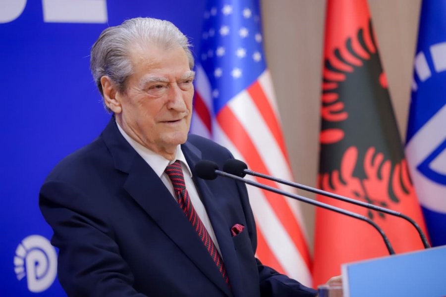 Ndalimi i deputetëve të VLEN  Berisha  PD dënon këtë akt të shëmtuar dhe antishqiptar të Edi Ramës