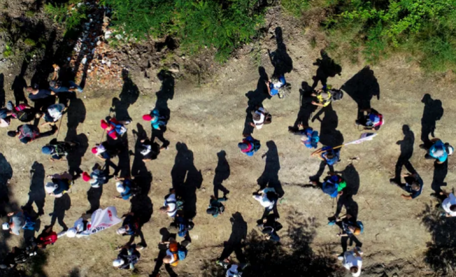 BE përkujton Srebrenicën: Nuk ka vend për mohimin e gjenocidit dhe glorifikimin e kriminelëve
