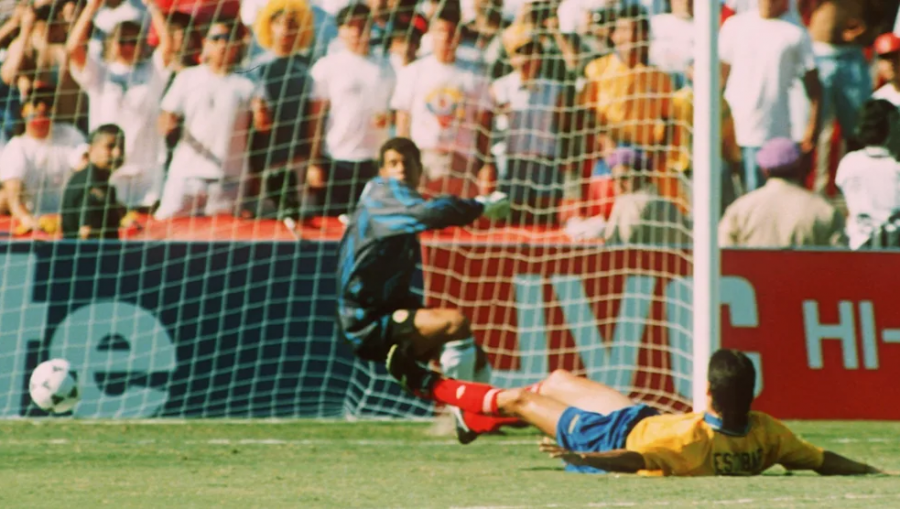 u-vra-per-shkak-te-nje-autogoli-futbollisti-kolumbian-druhet-se-do-perseritet-historia-e-escobarit
