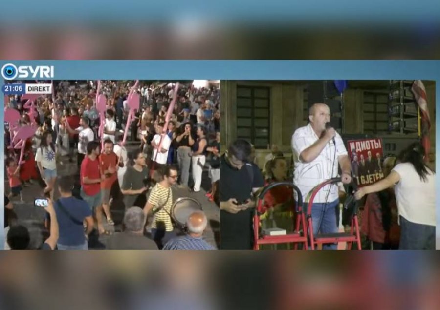  Policët po keqtrajtohen   Ish punonjësi i burgjeve në protestë  Nuk na trembni  Shqipëria do të ngrihet