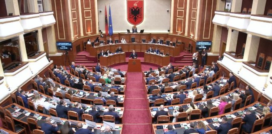 Kuvendi mblidhet sot në seancë plenare, priten debate për punën e institucioneve të pavarura në 2025