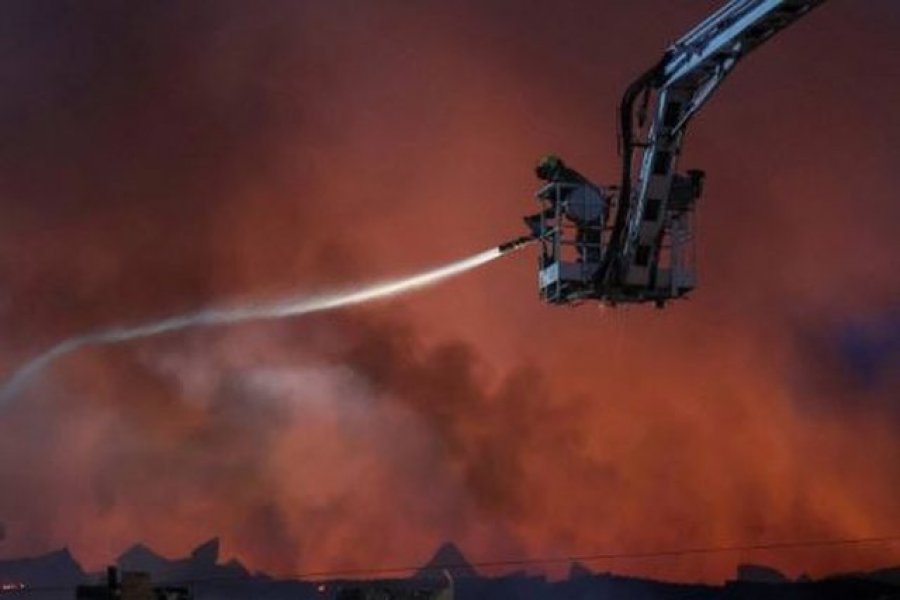 VIDEO/ Rusia godet sërish Kievin me raketa balistike, shpërthime pas mesnate dhe zjarre në disa zona