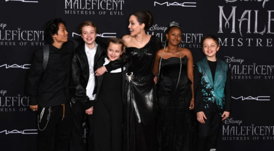 vajza-dhe-djali-i-angelina-jolie-dhe-brad-pitt-nisin-proceduren-per-heqjen-e-mbiemrit-te-babait