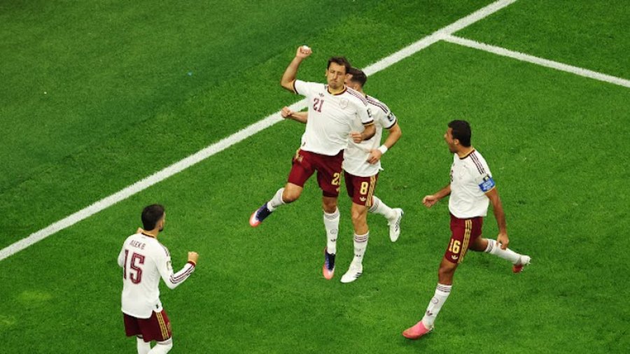 VIDEO/ Spanja e mbyll në avantazh pjesën e parë me Francën, edhe 45 minuta për finalen
