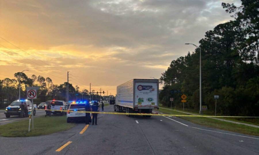 Florida/ 28-vjeçari meksikan përplaset për vdekje nga kamioni teksa tentonte t’i shmangej kontrollit të ICE 