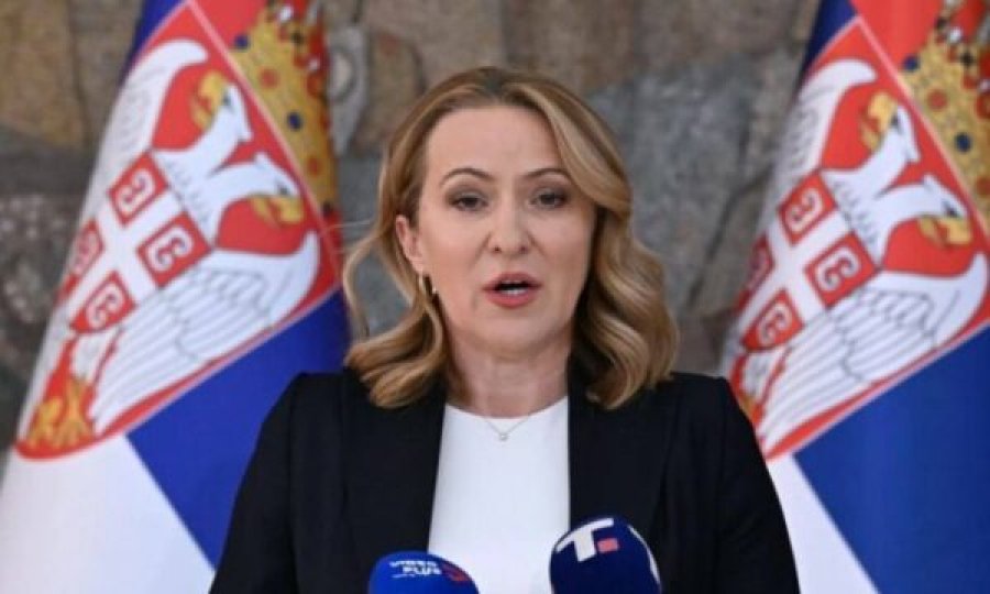 Paunovic s arrin ta tejkalojë fashizmin brenda vetes  për  spastrimin etnik  i kërkon falje Vuçiqit e jo shqiptarëve