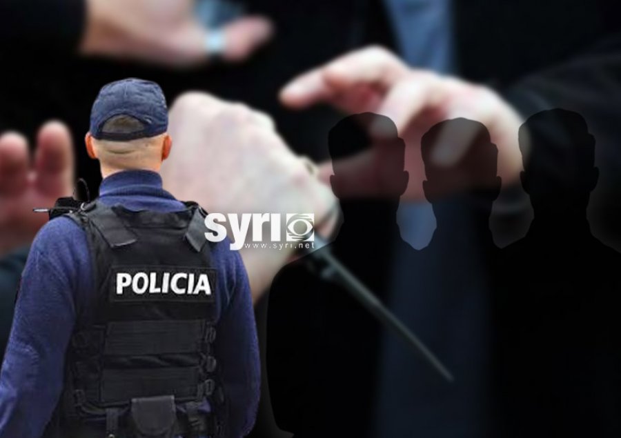 EMRAT/ Goditën oficerin e policisë dhe e kanosën me thikë, shpallen në kërkim 3 persona me precedentë penalë