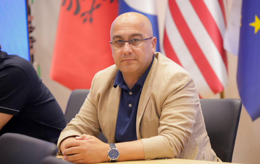 Himçi: Përroi i Zaranikës i harruar nga pushteti, banorët jetojnë mes erës dhe ndotjes, si në mesjetë