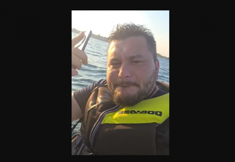 Hyri ilegalisht në SHBA duke transmetuar live dhe duke kënduar/ Agjentët federalë arrestojnë shqiptarin