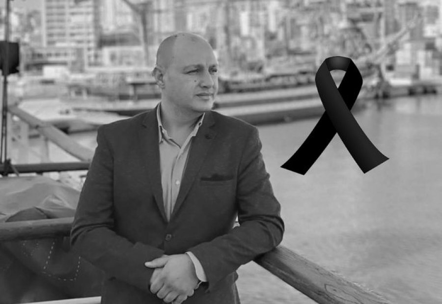 Vlorë Aksidenti me motor i merr jetën gazetarit  sot homazhet në  Petro Marko 